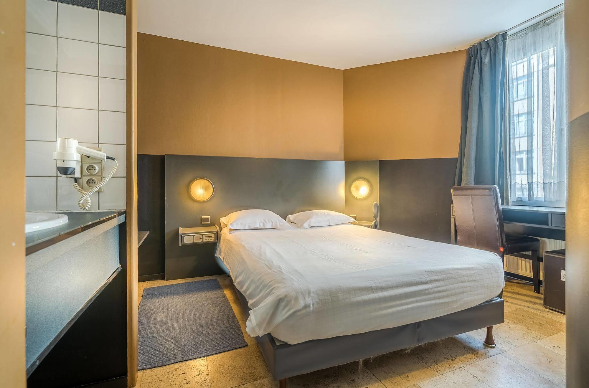 Hotel Lambeau Etterbeek Eksteriør billede